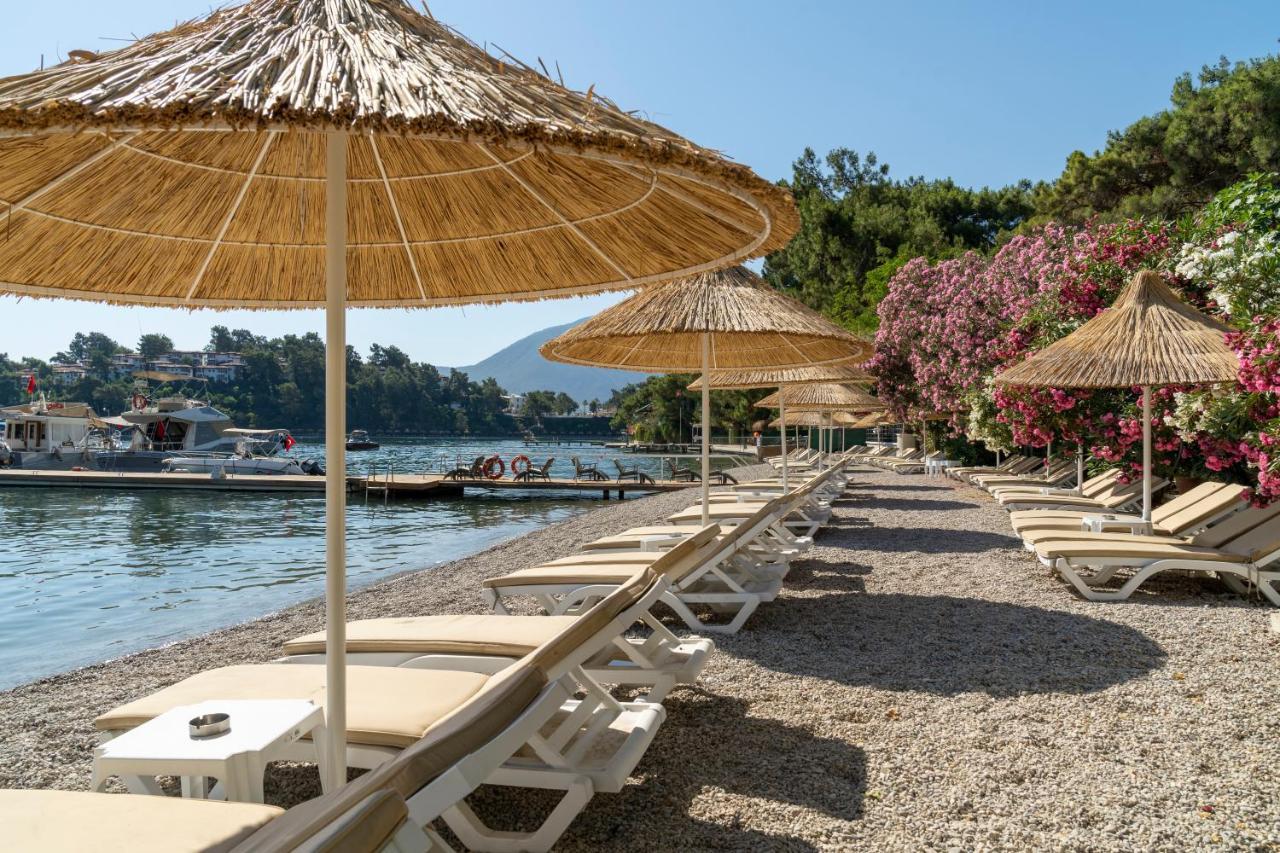 Alesta Midtown Aparthotel Fethiye Exterior foto