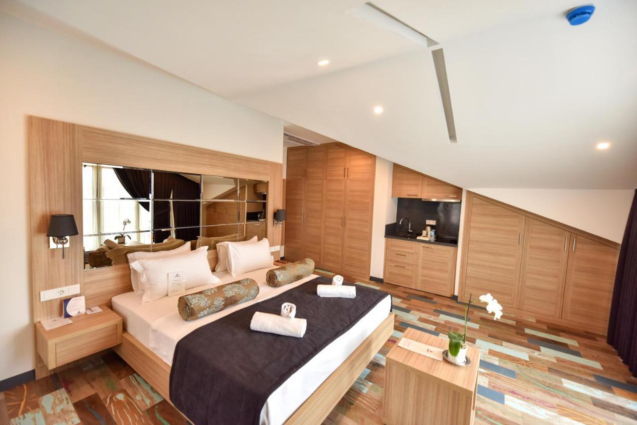 Alesta Midtown Aparthotel Fethiye Exterior foto